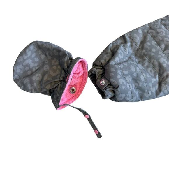 OshKosh b'Gosh Snow Suit 18 Months Girl Gray Leopard Pink Faux Fur Collar Warm - Picture 4 of 10